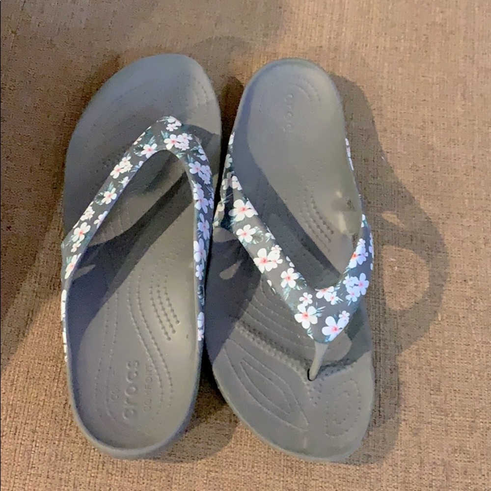 Women’s Croc flip flops